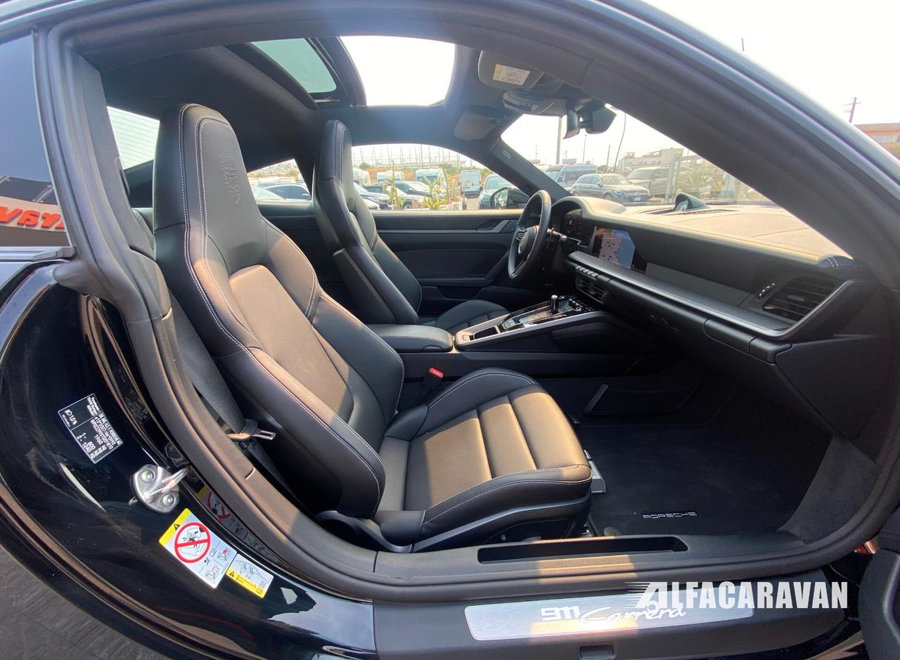 Porsche 911 992.2 Carrera KM 0