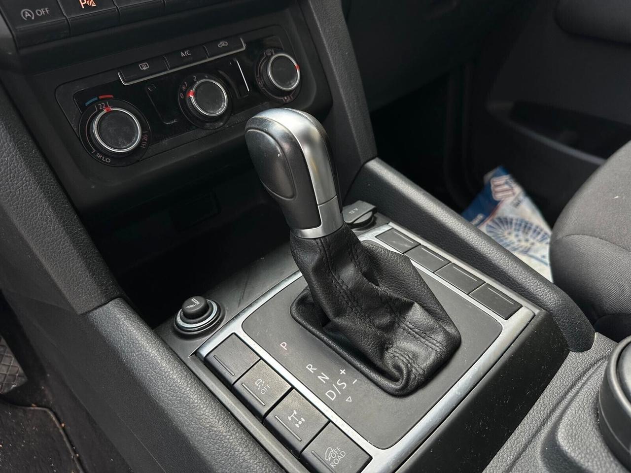 Volkswagen Amarok 3.0 V6 TDI 4MOTION BMT permanente aut. DC Comfortline