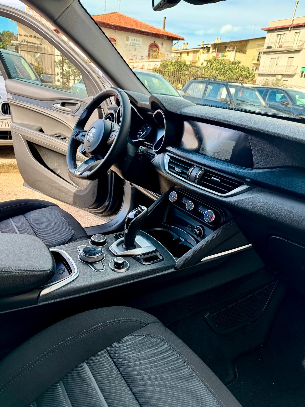 Alfa Romeo Stelvio 2.2 Turbodiesel 210 CV AT8 Q4 Super