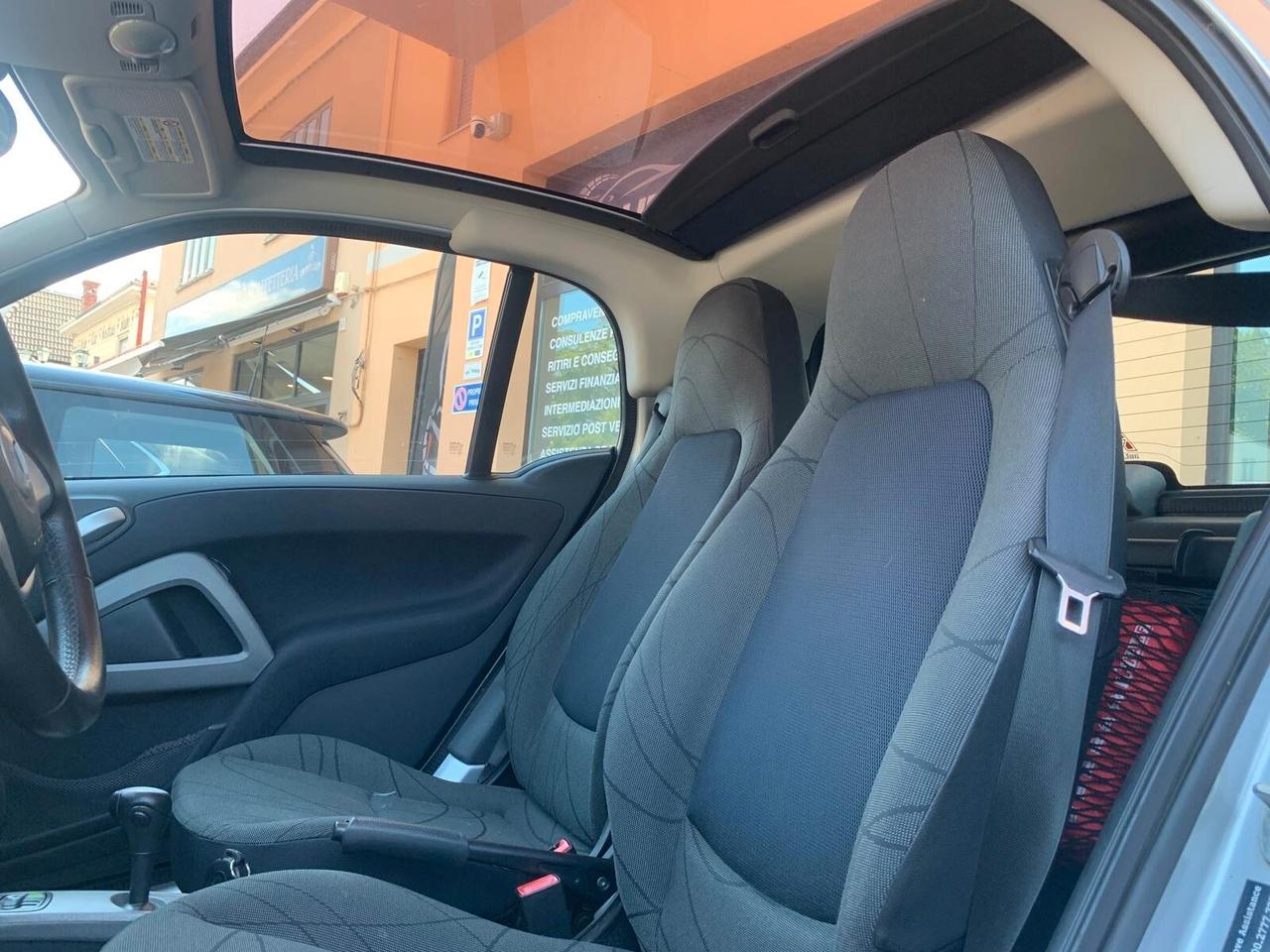 Smart ForTwo 1000 52 kW coupé passion