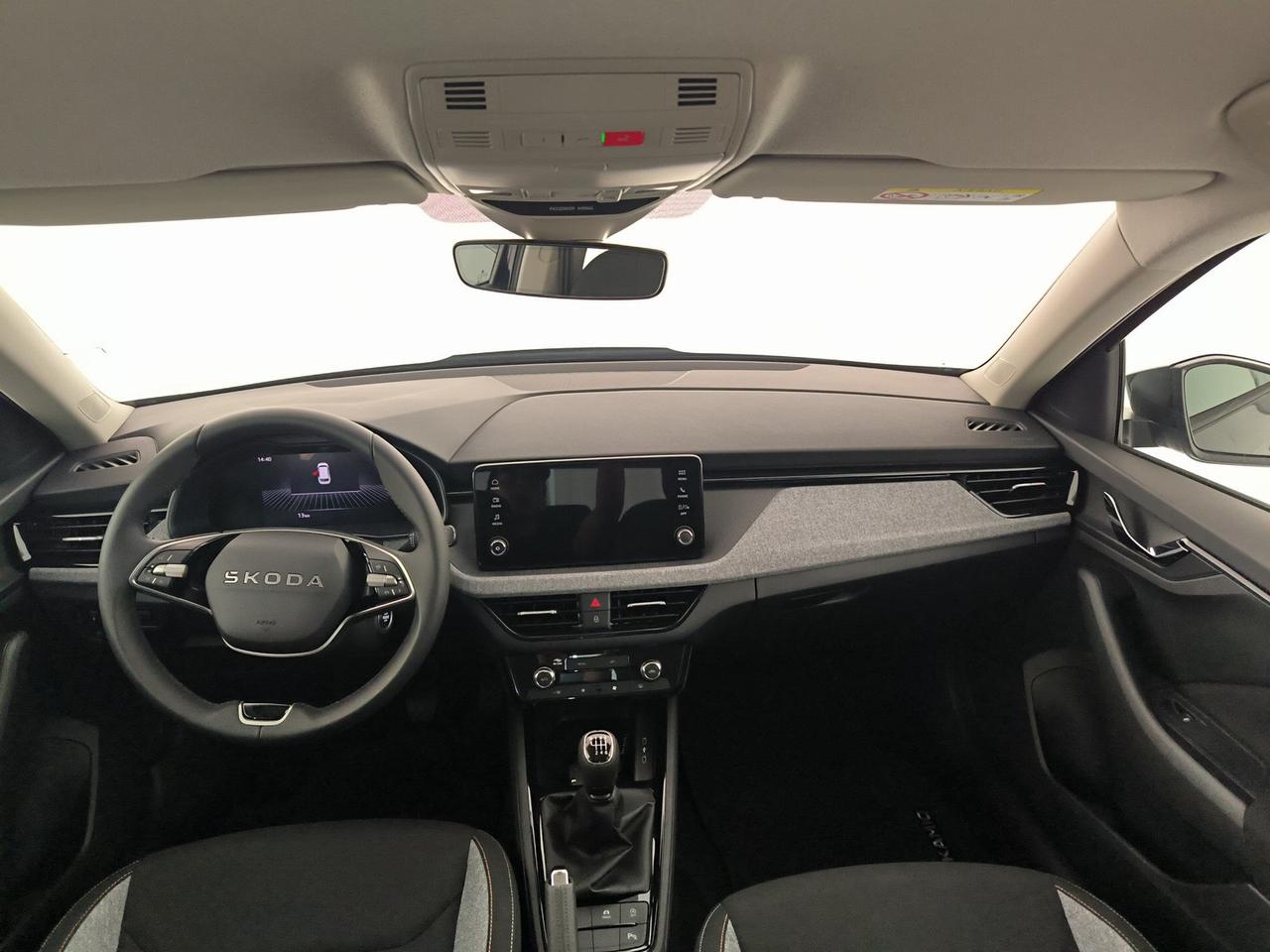 Skoda Kamiq 1.0 tsi black dots 115cv