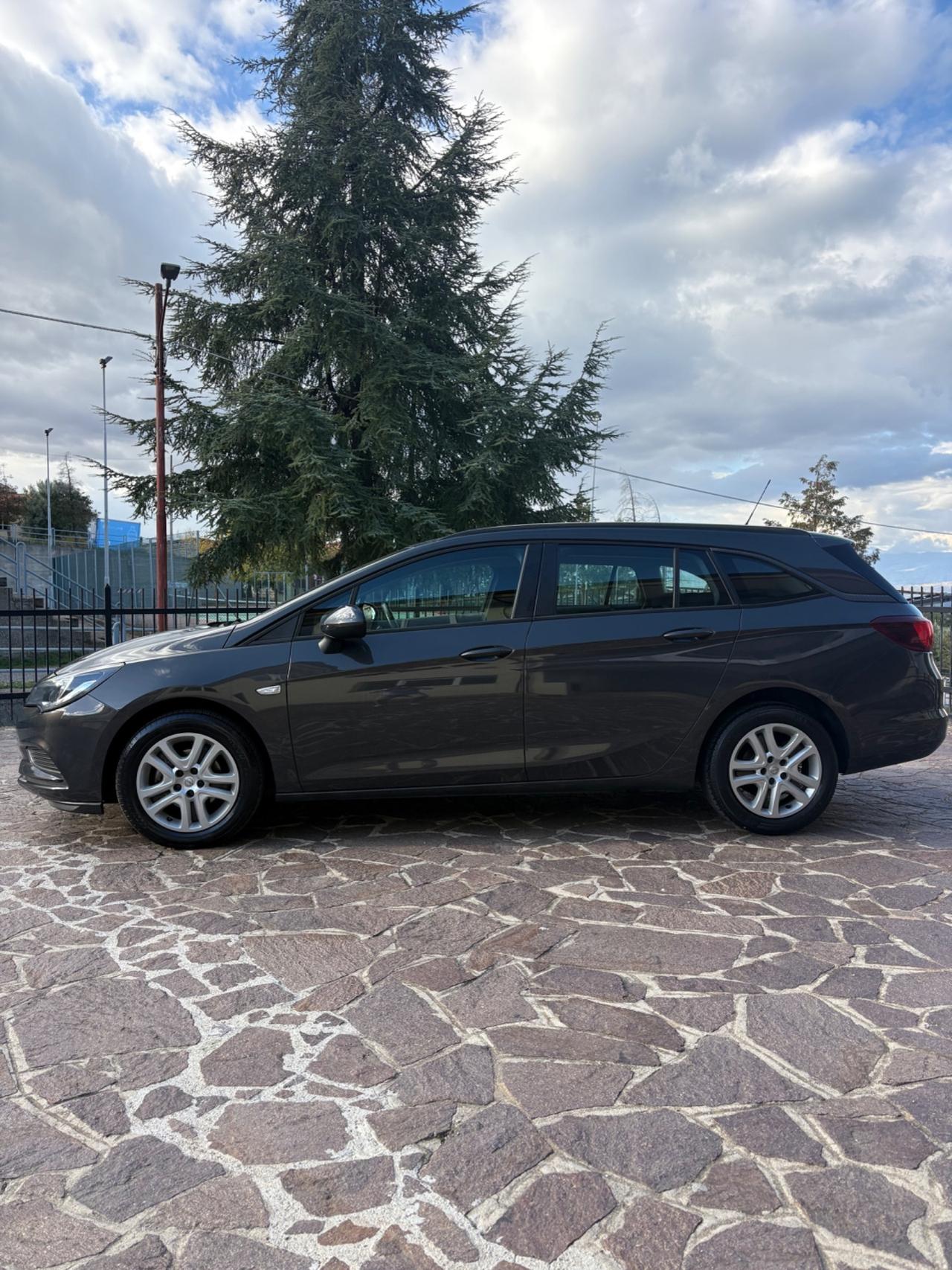 Opel Astra 1.6 CDTi Sports Tourer Business