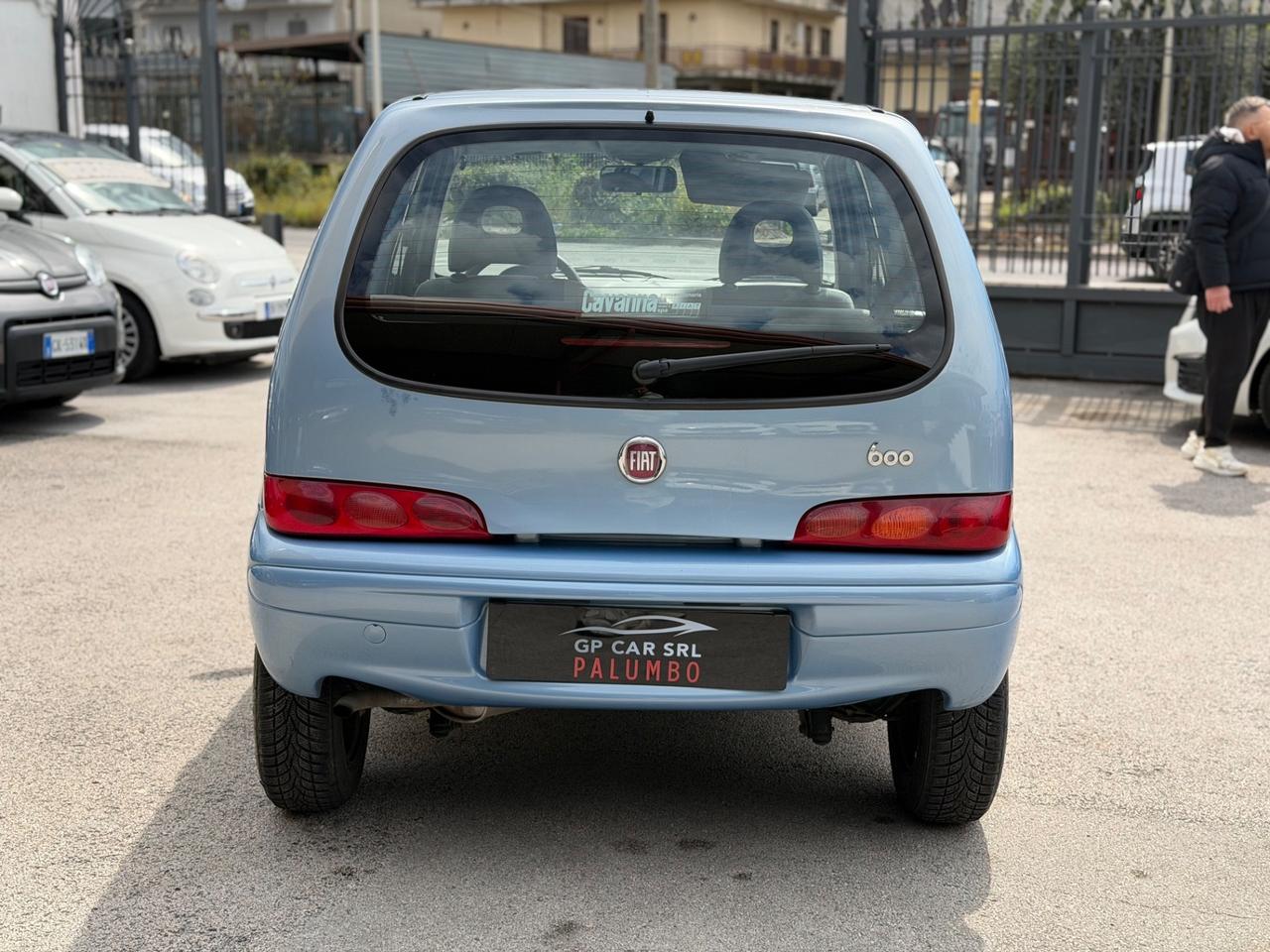 Fiat 600 1.1 aria condizionata e idroguida con soli 90 mila km