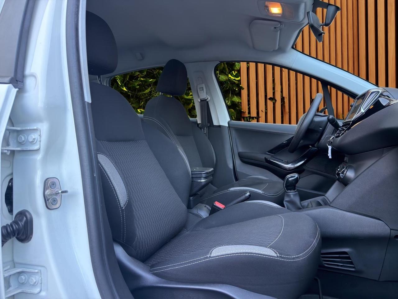 Peugeot 208 1.2 82cv 5 porte Active