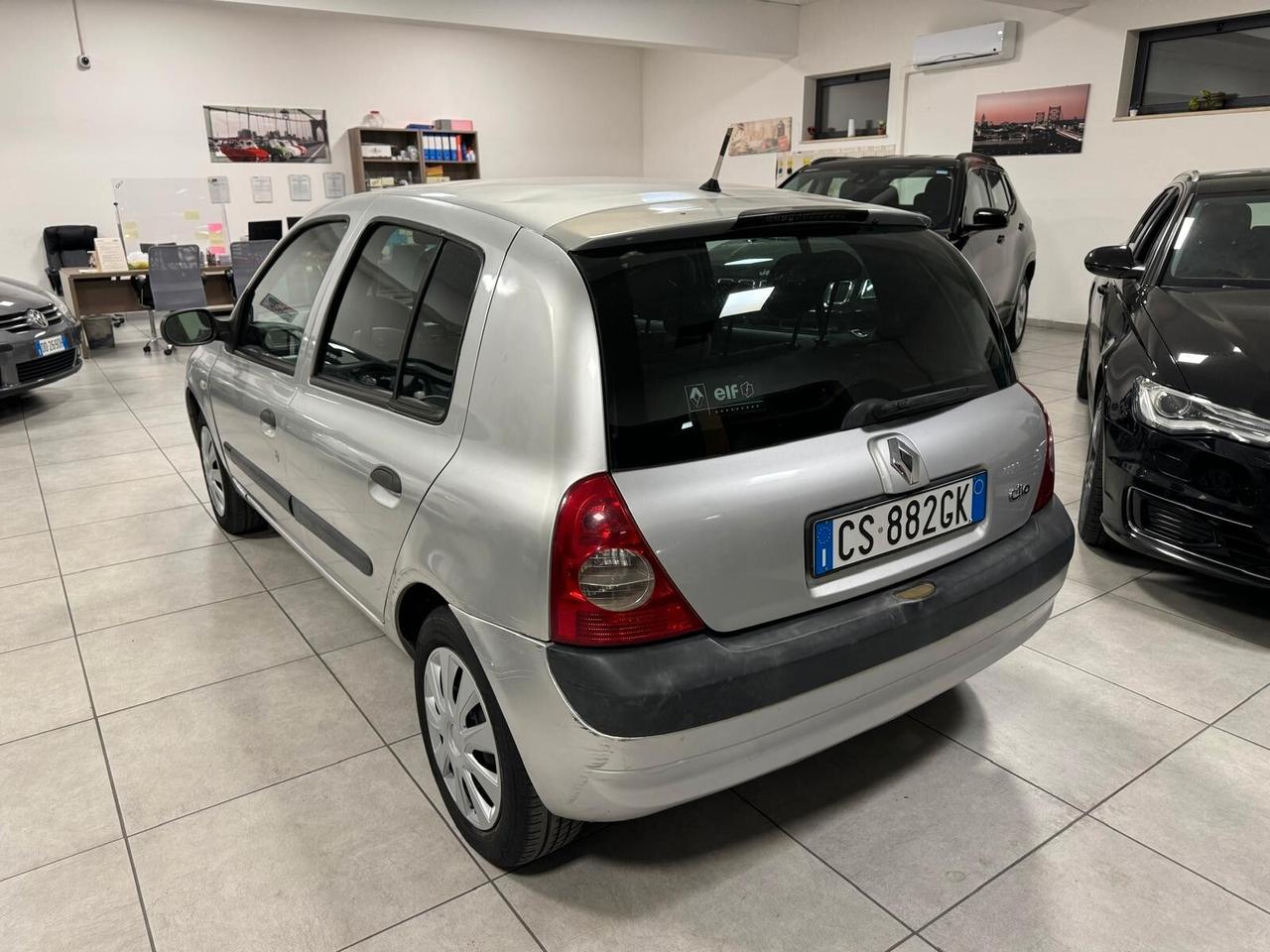 Renault Clio 1.2 BENZINA 5P NEOPATENTATI 2004