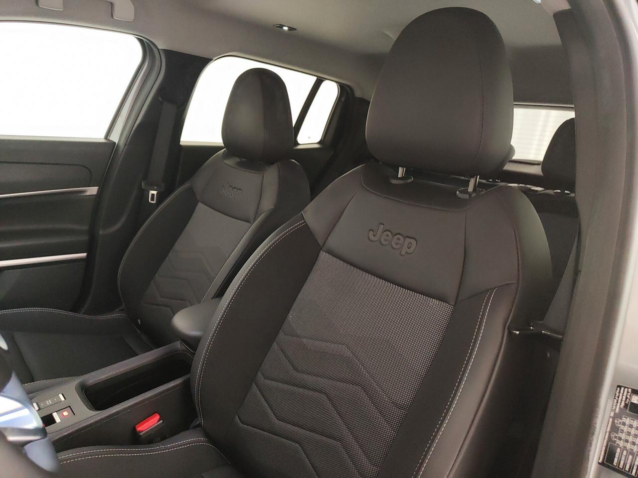 Jeep Avenger 1.2 Turbo 100 CV Summit