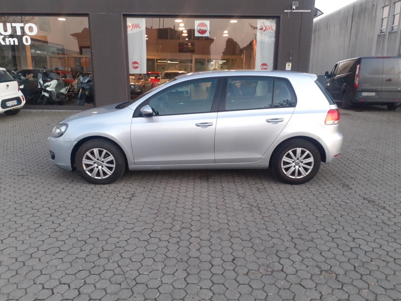 Volkswagen Golf 1.6 TDI DPF 5p. Highline