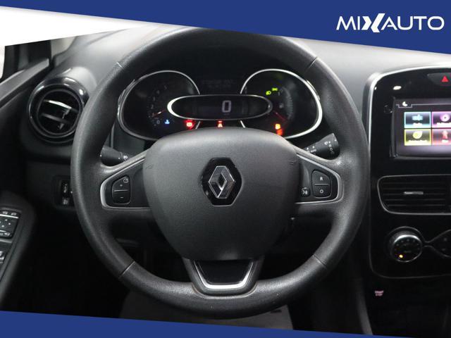 RENAULT Clio Sporter TCe 12V 90 CV Moschino Zen