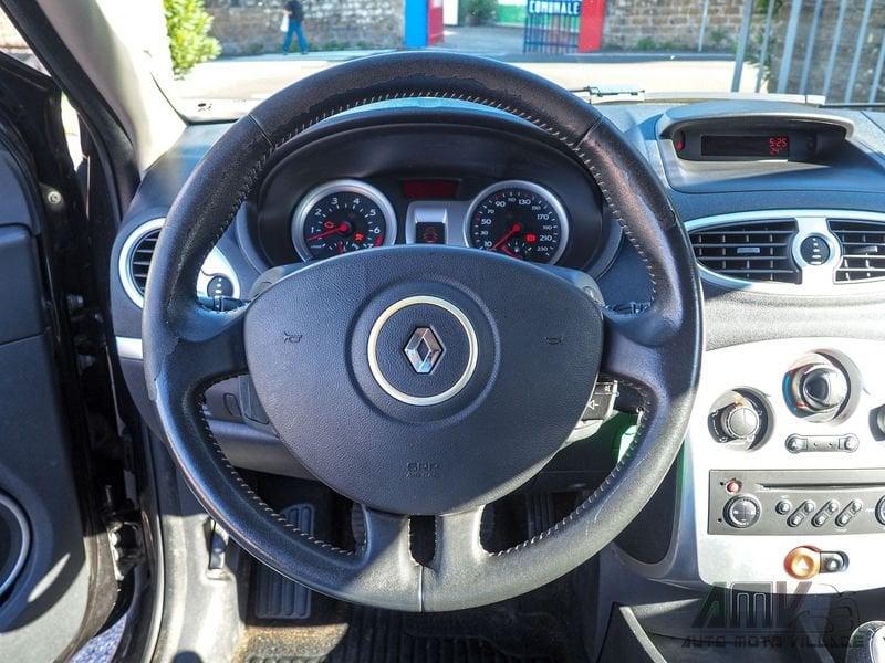 Renault Clio 1.2 16V TCE 100CV 3 p. Rip Curl