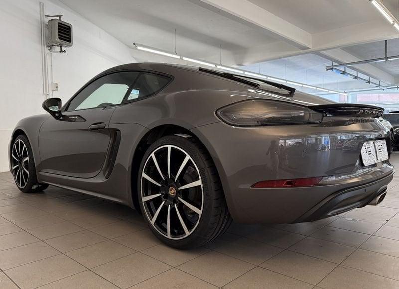 Porsche 718 Cayman 2.0