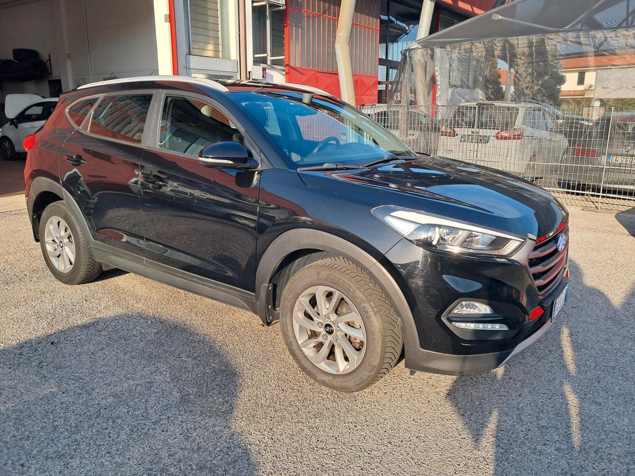 Hyundai Tucson 1.6 business