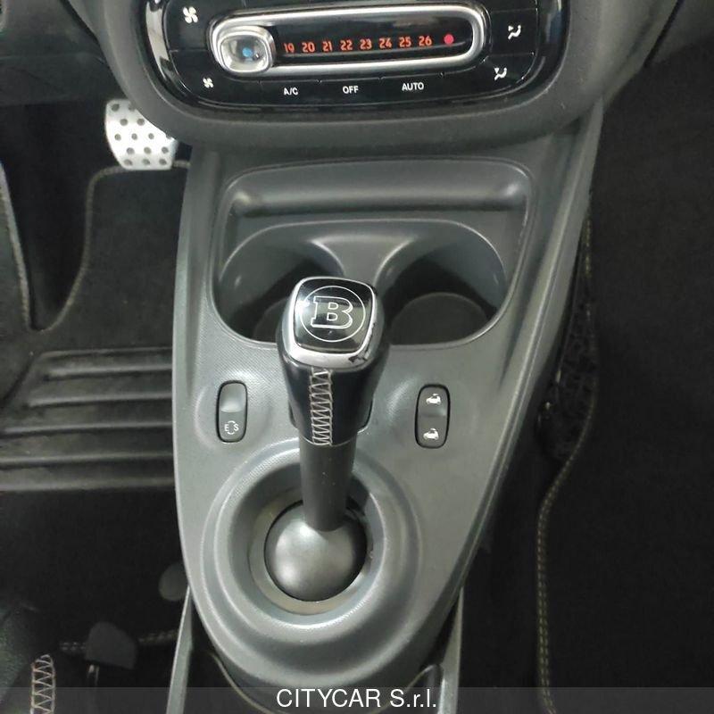 smart fortwo BRABUS 0.9 Turbo twinamic Cabrio Xclusive