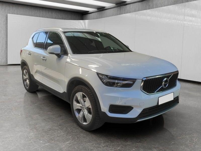 Volvo XC40 1.5 t2 Momentum auto my21