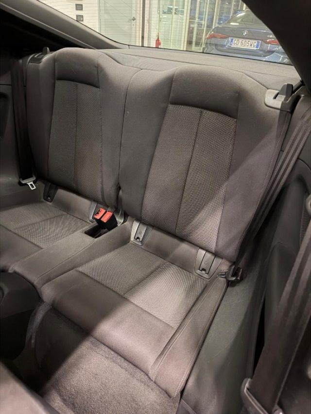 AUDI TT Coupé 1.8 TFSI S line //BELL1SS1MA//