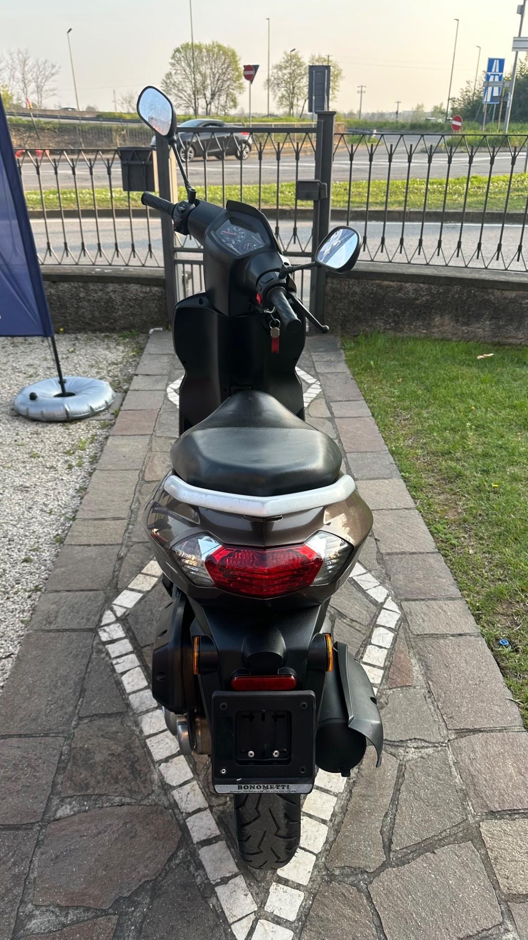 Peugeot Kisbee 50 4 tempi