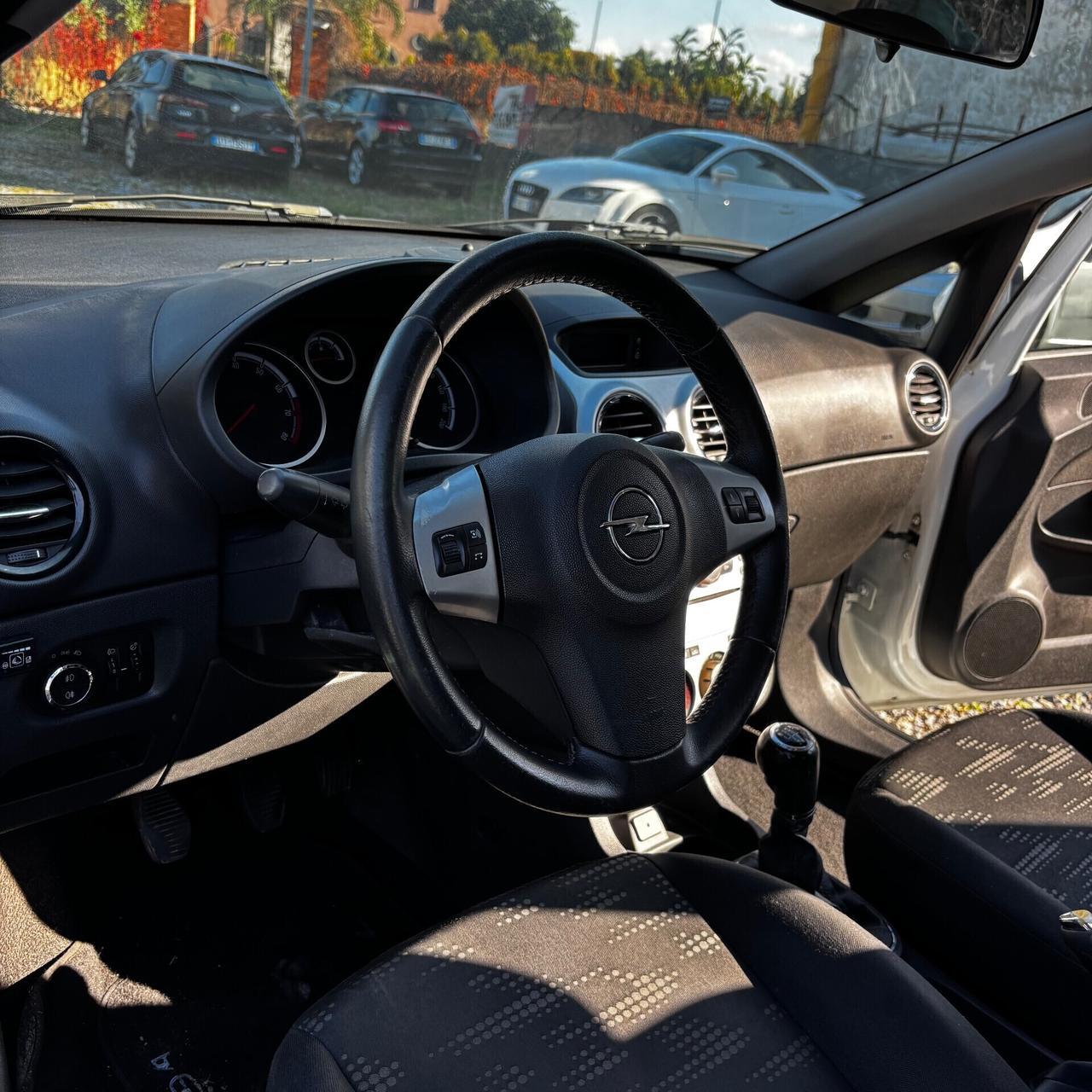 Opel Corsa 1.2 85CV 5 porte GPL-TECH Club