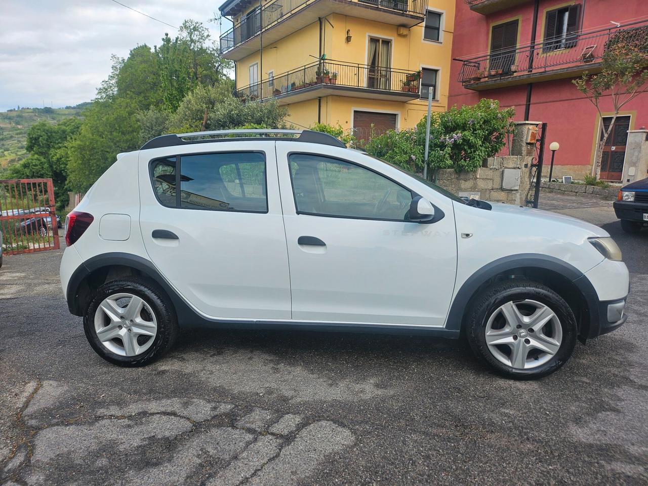 Dacia Sandero Stepway 1.5 dCi 90CV 2014
