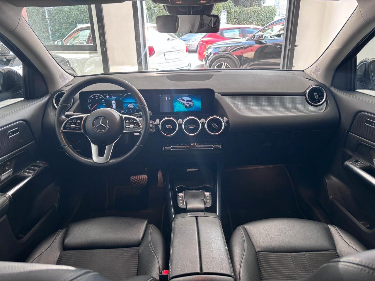 MERCEDES-BENZ GLA 220D AUTOMATICO SPORT LED-NAVI-CLIMA