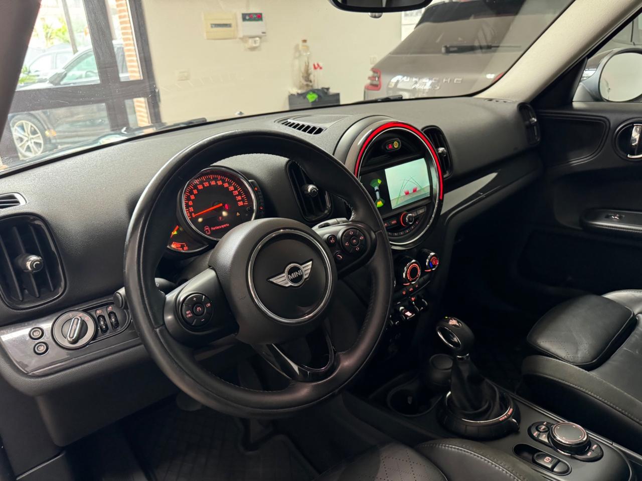 Mini Cooper D Countryman AUTOMATICA BLACK LINE