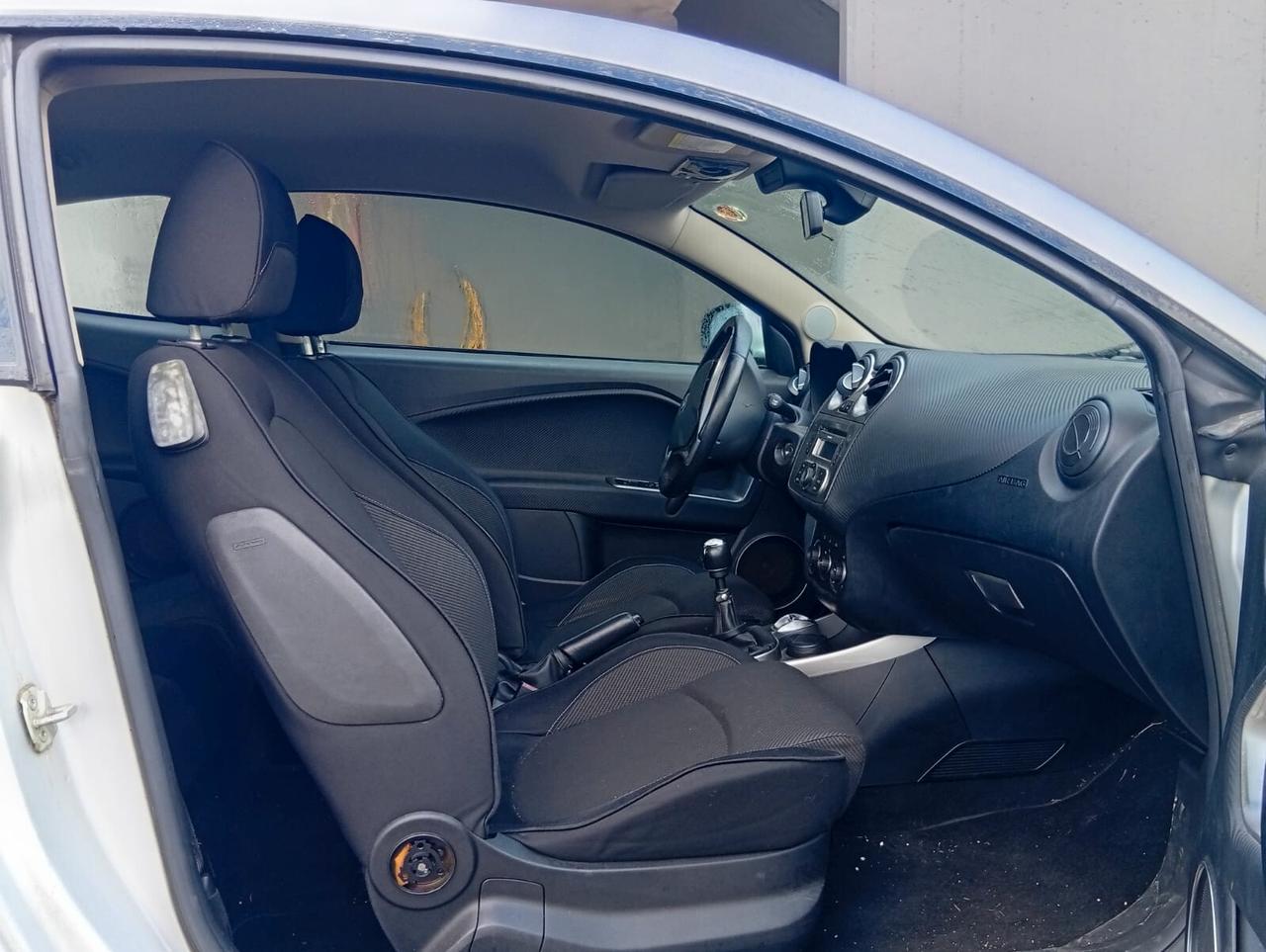 Alfa Romeo MiTo 1.6 JTDm 16V Distinctive