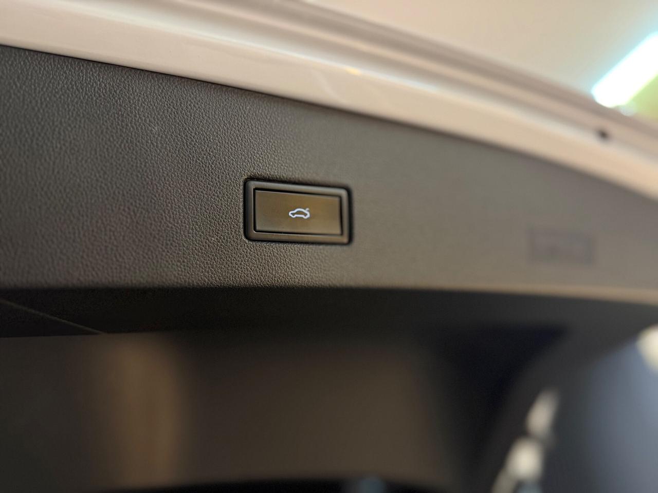 Volkswagen T-Roc 2.0 TDI SCR 4MOTION Advanced Blue