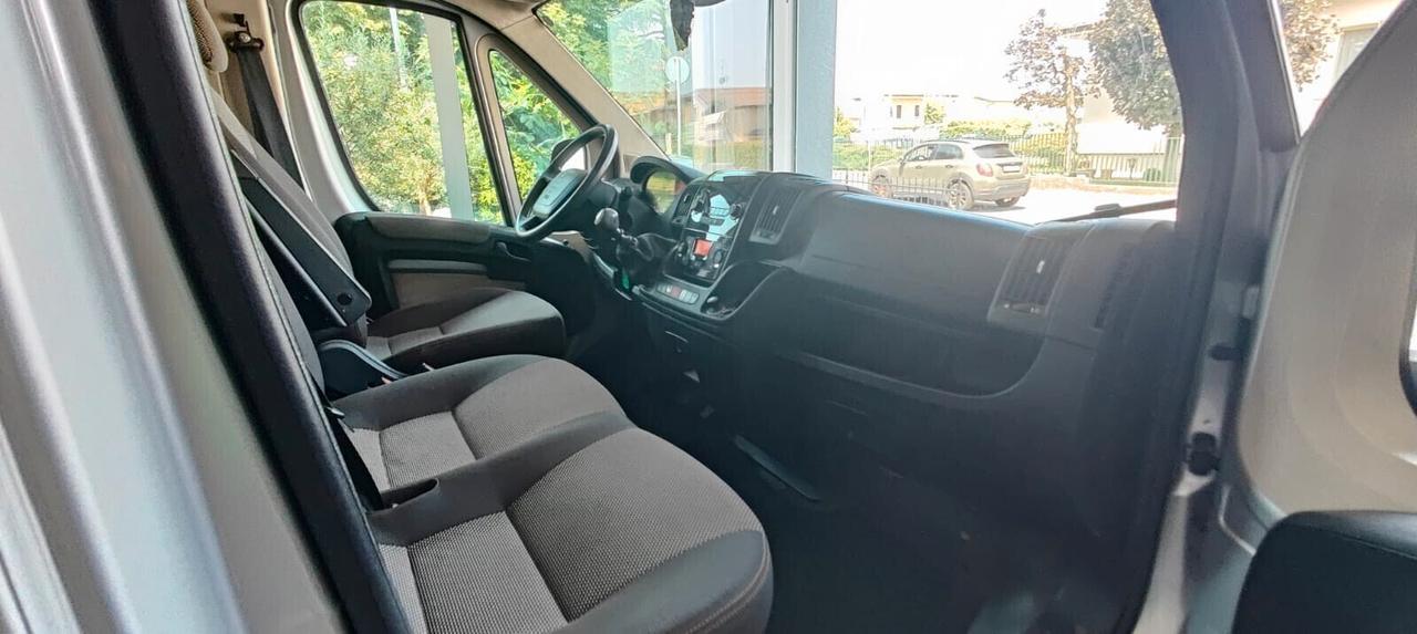 Peugeot Boxer 333 2.0 BlueHDi/130CV FAP PM-TM Combi Comfort