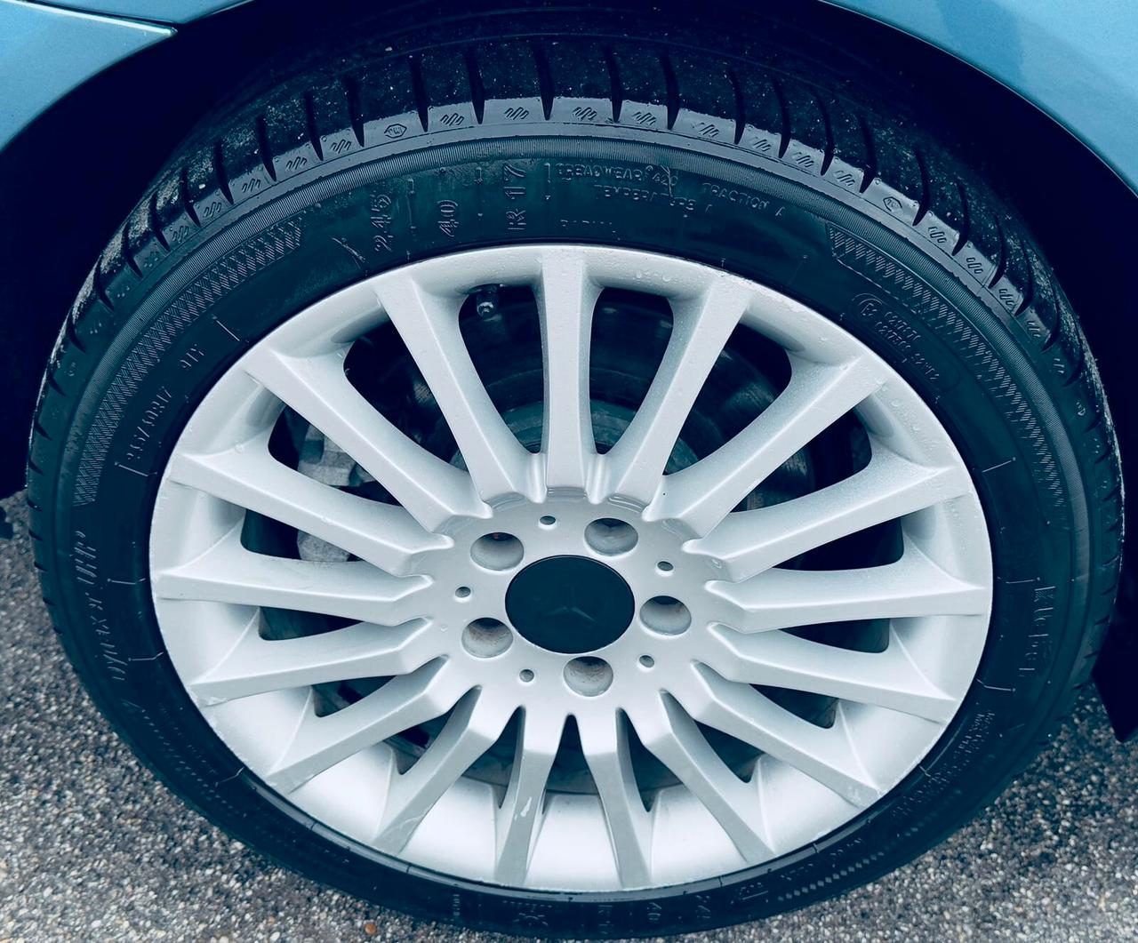 Mercedes-benz C 220 CDI BlueEFFICIENCY Avantgarde