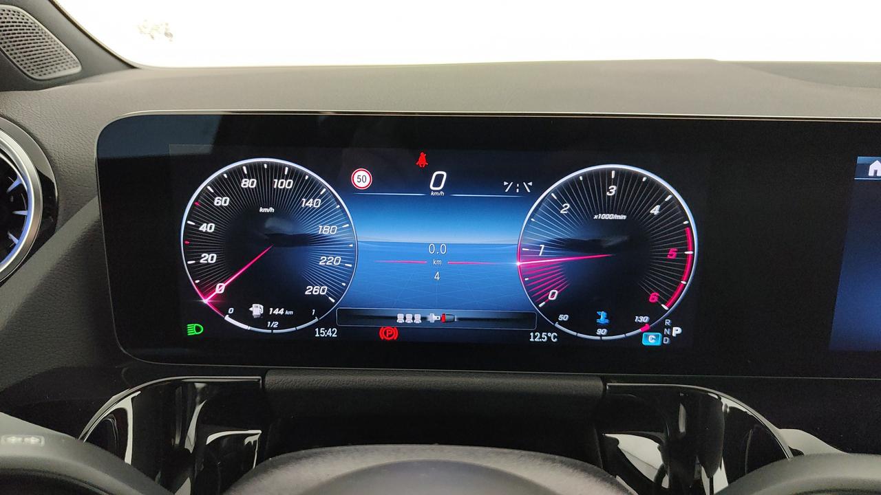 Mercedes-Benz GLA 180 d Automatic