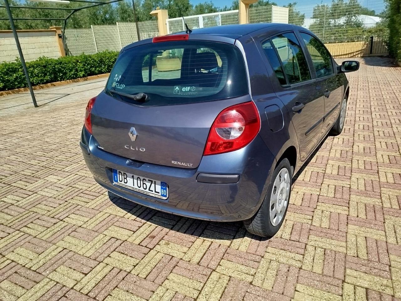 Renault Clio 1.2 16V 5 porte Dynamique