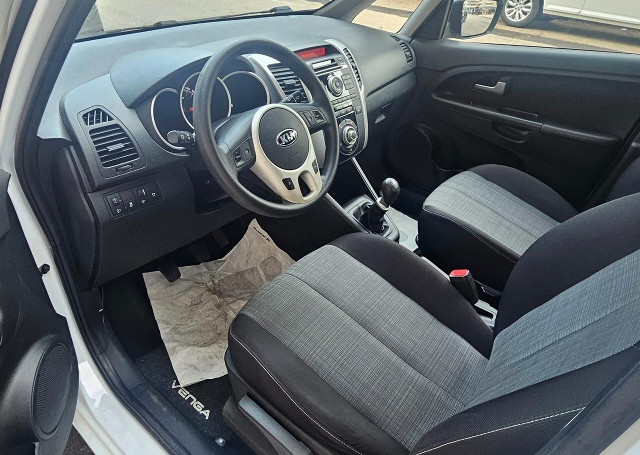 Kia Venga 1.4 CRDi 90CV Active AUTOCARRO 5 POSTI IVA