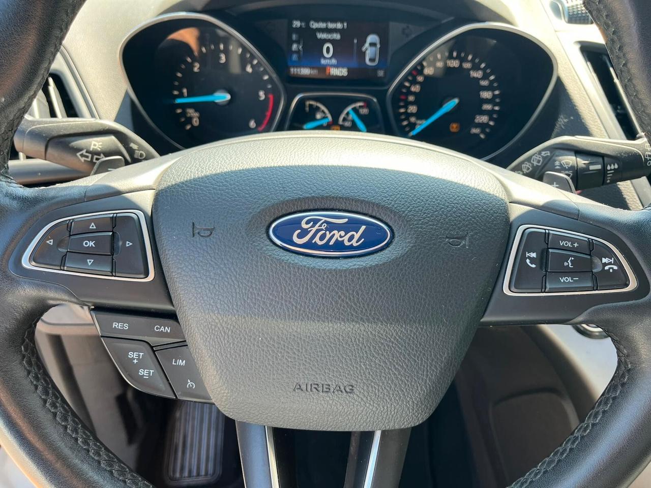 Ford Kuga 2.0 TDCI 120 CV S&S 2WD Powershift Business