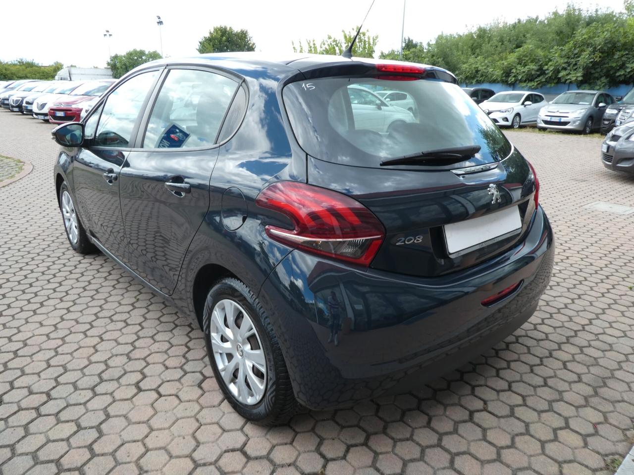 Peugeot 208 BlueHDi 75 5 P OK NEOPATENTATI