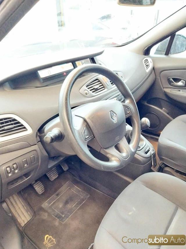 RENAULT Scenic 1.5 dCi 110CV Dynamique