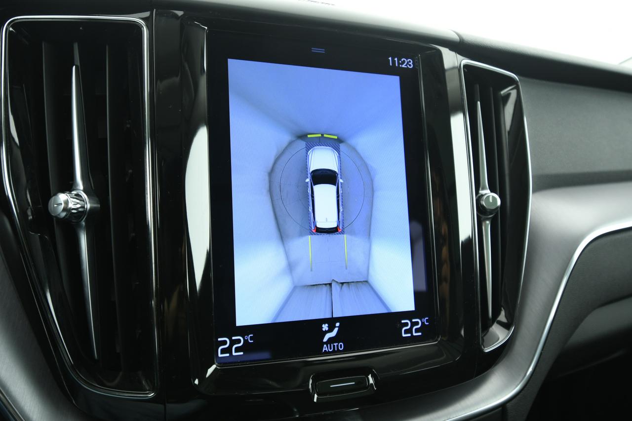 VOLVO XC60 2.0 t6 phev Inscription awd auto SOSPENSIONI+TETTO PANO+PELLE