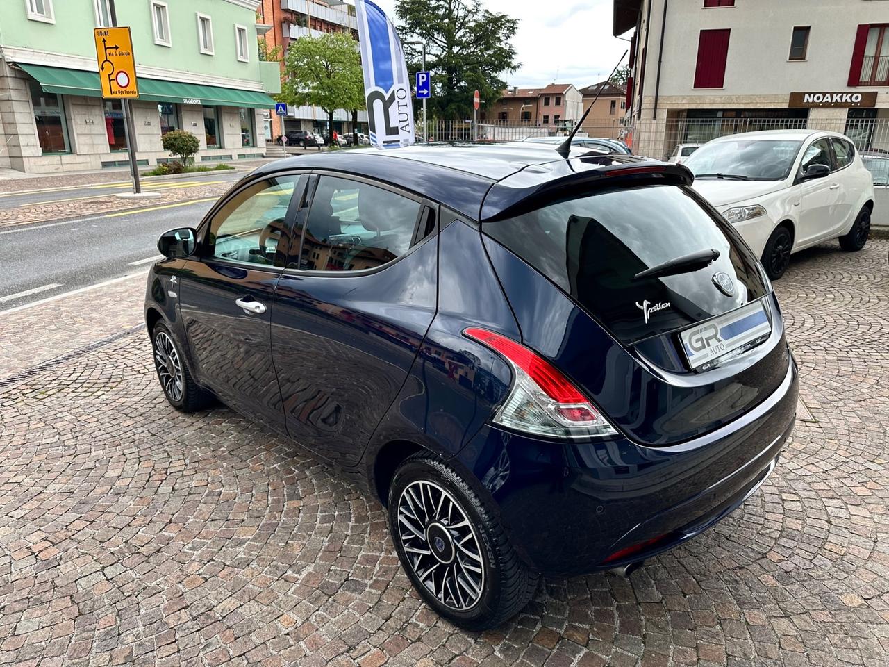 Lancia Ypsilon 1.2Bz 69CV 5P Mya -Neopatentati