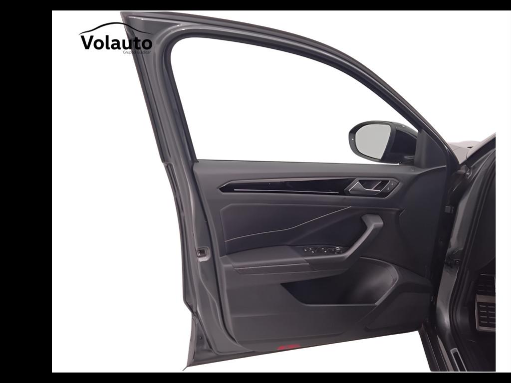 VOLKSWAGEN T-Roc I 2022 - T-Roc 1.0 tsi R-Line 110cv