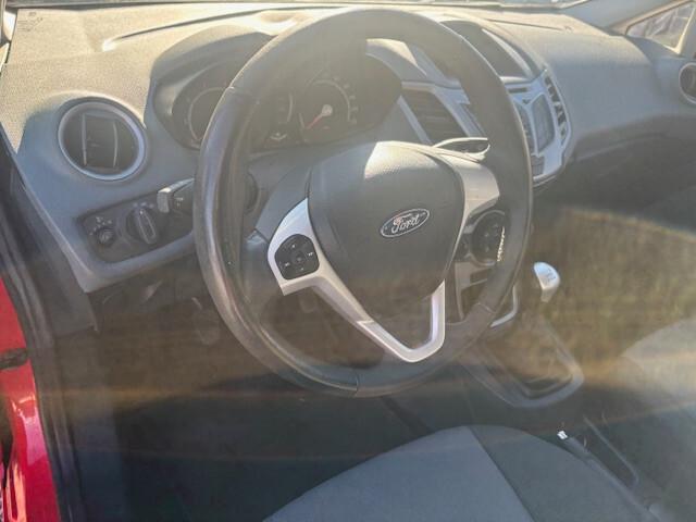 Ford Fiesta 1.4 5 porte Bz.- GPL Titanium