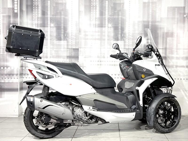 Quadro QV3