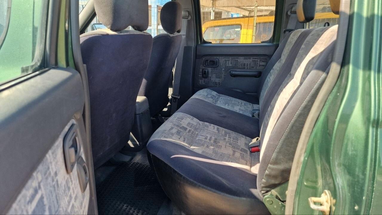 Nissan Pick Up Pick-up 2.5 TD 4 porte Double Cab Navara
