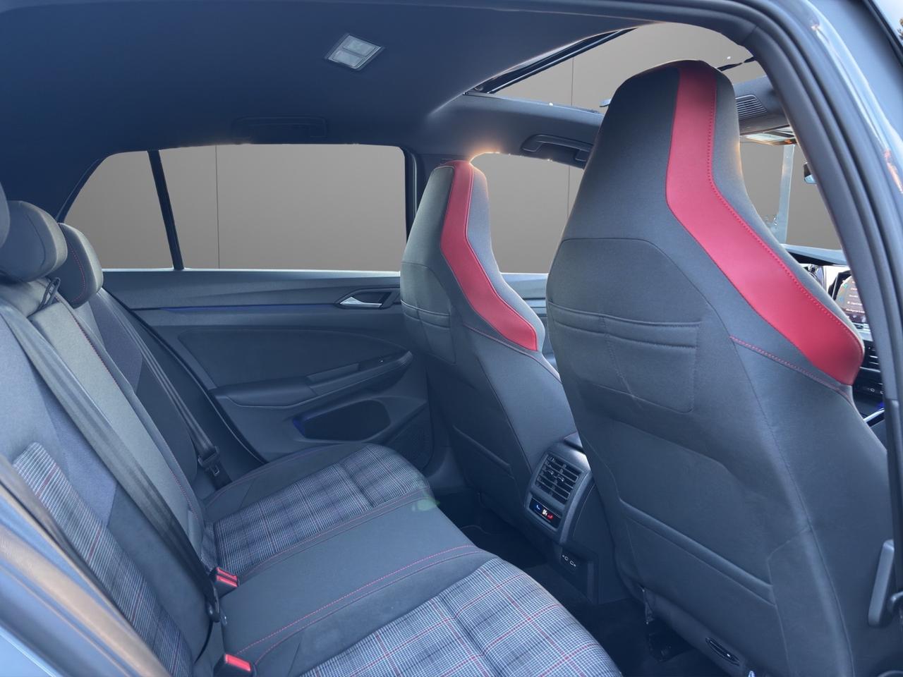 Volkswagen - Golf GTI 2.0 tsi 245cv dsg