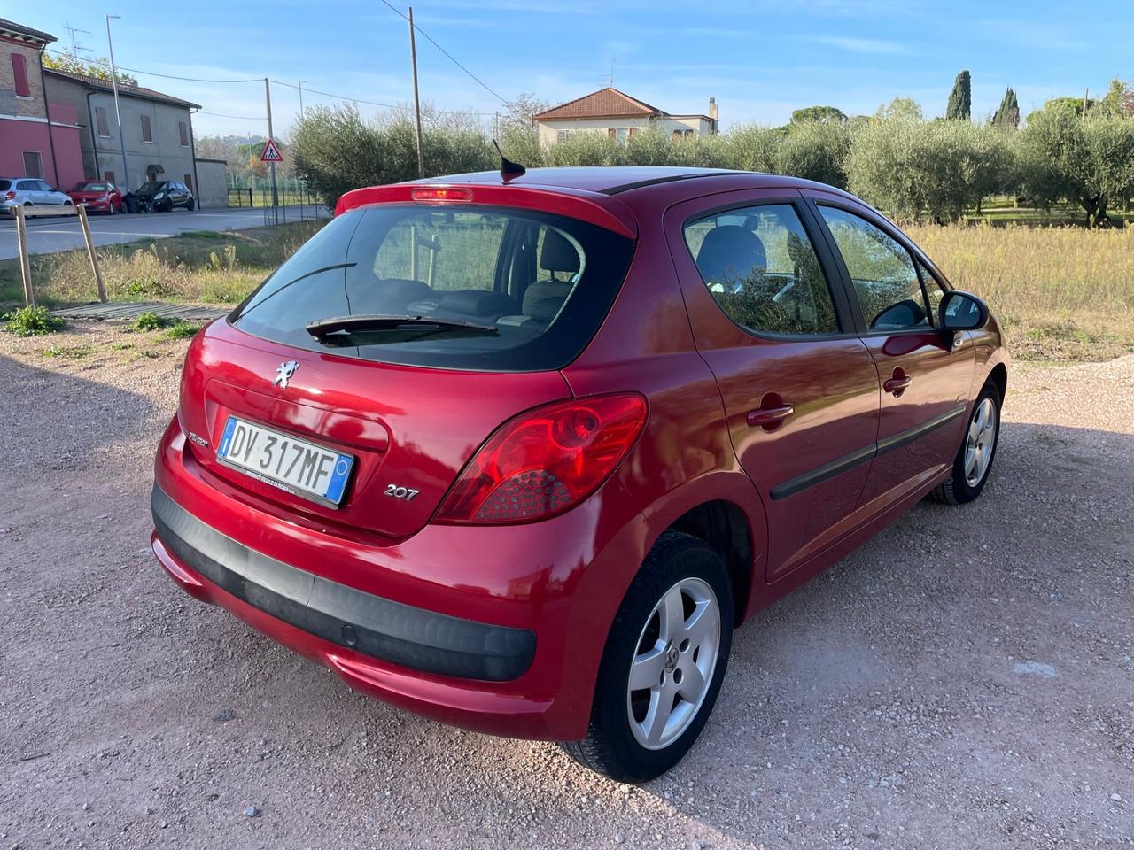 Peugeot 207 1.4 8V 75CV 5p. Energie Sport