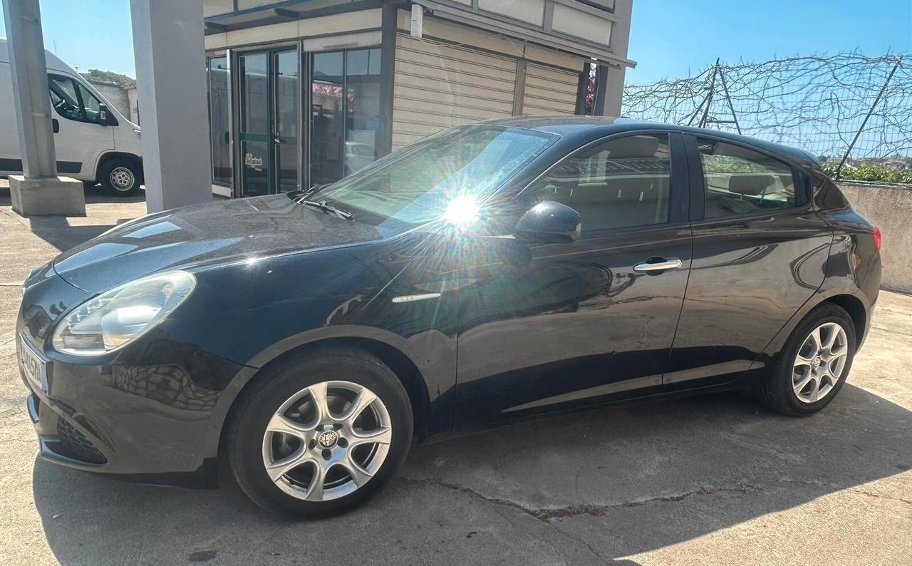 Alfa Giulietta 1.6 JTDm-2 105 CV 2013