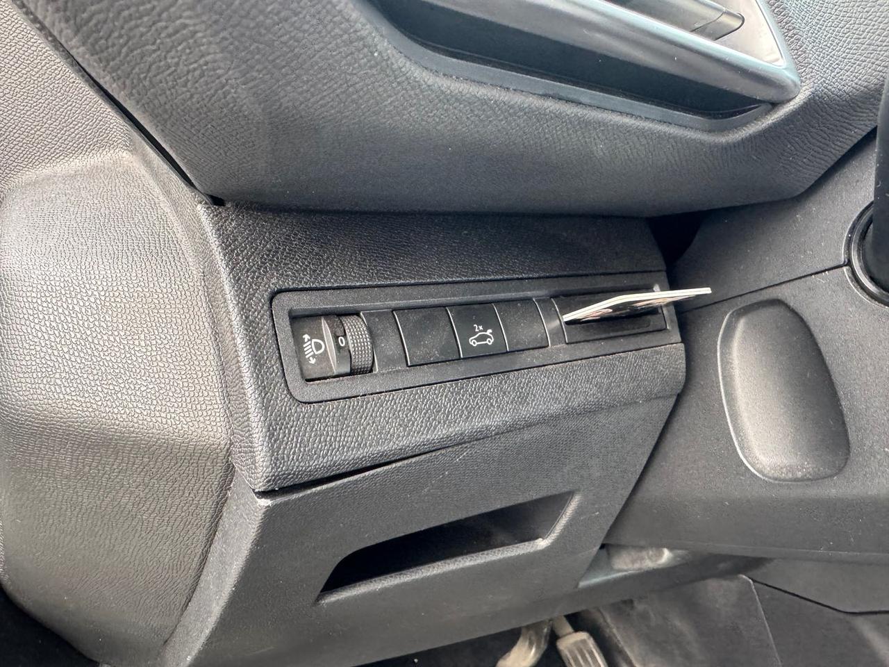 Peugeot 5008 1.5 Blue HDI 130 Allure 7 Posti #7721