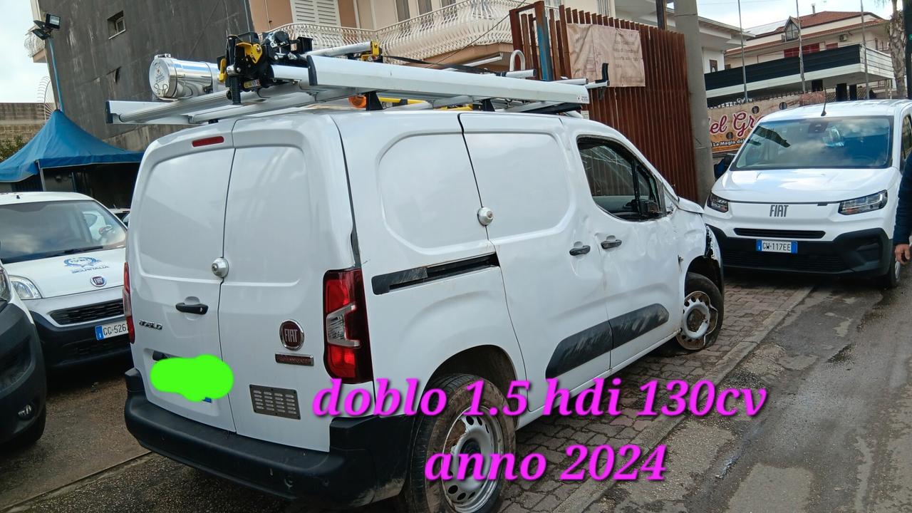 Fiat Doblo 4x4 incidentata sinistrata mondialcars 024