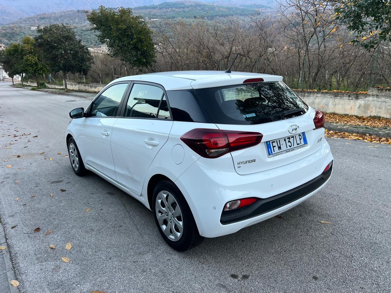 Hyundai i20 1.2 benzina 5 porte 2019 advanced