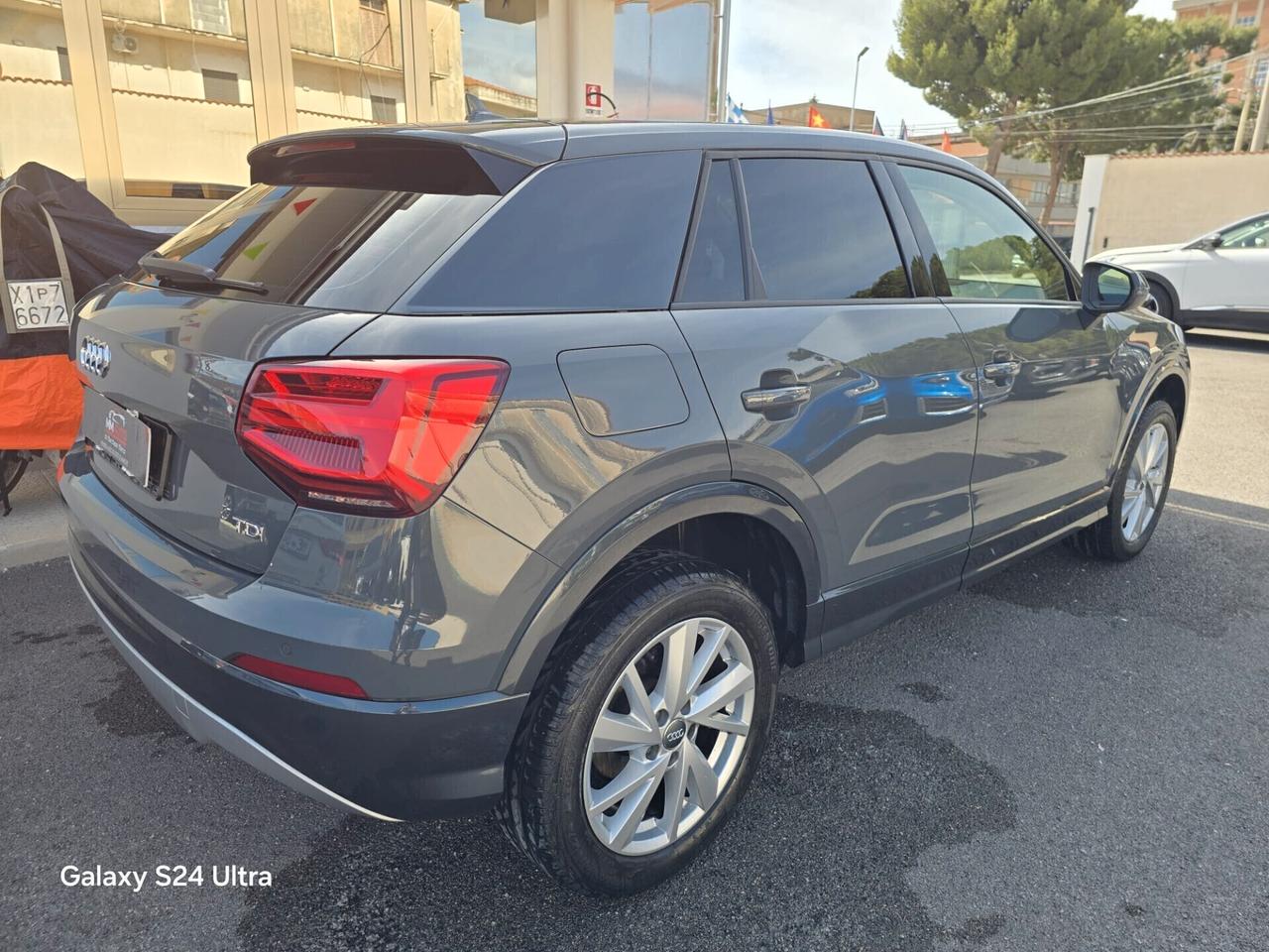 Audi Q2 30 TDI Business Design