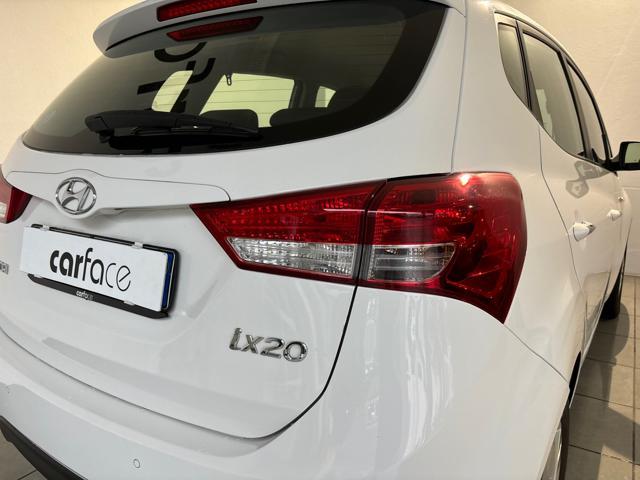 HYUNDAI iX20 1.4 90 CV APP MODE NEOPATENTATI