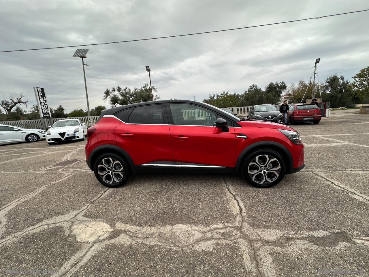 RENAULT Captur TCe 130 CV EDC FAP Intens