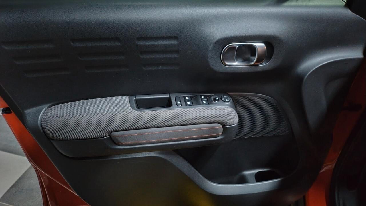 Citroen C3 Aircross BlueHDi 100 Shine