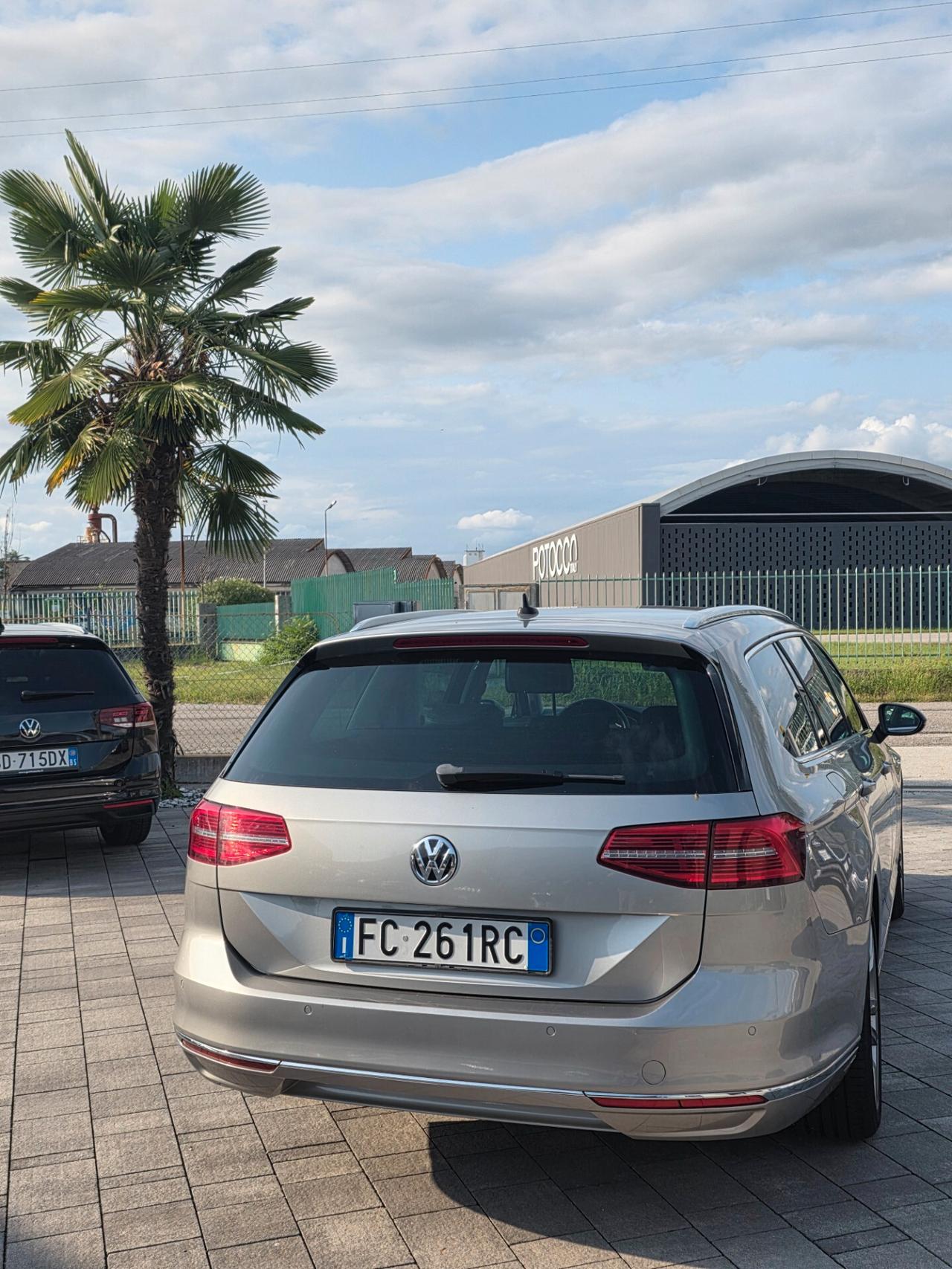 Volkswagen Passat 2.0 TDI DSG Highline BlueMotion Technology